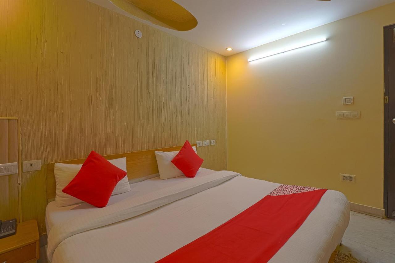 Oyo 834 Shree Balaji Hotel Faridabad Luaran gambar