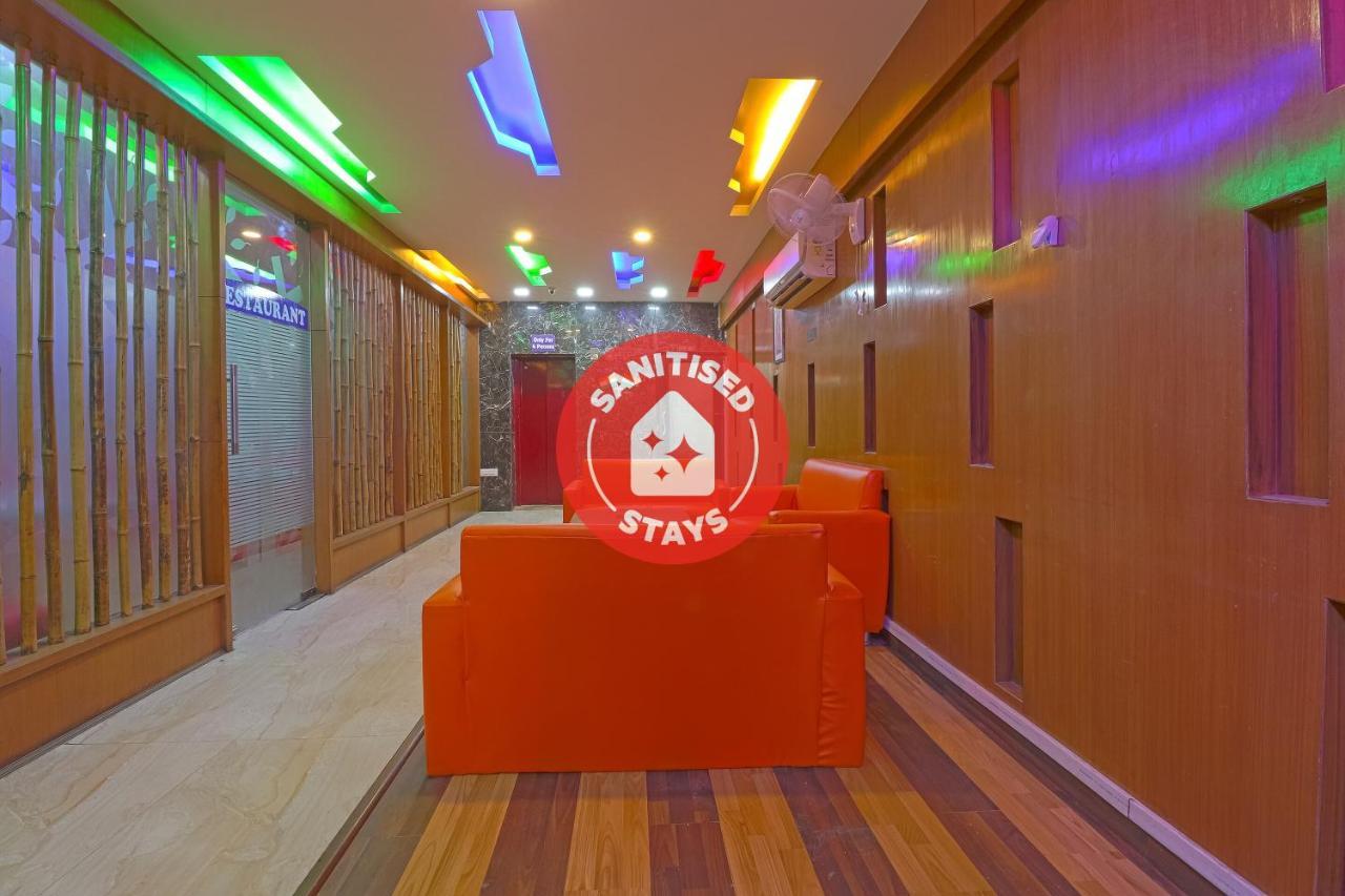 Oyo 834 Shree Balaji Hotel Faridabad Luaran gambar