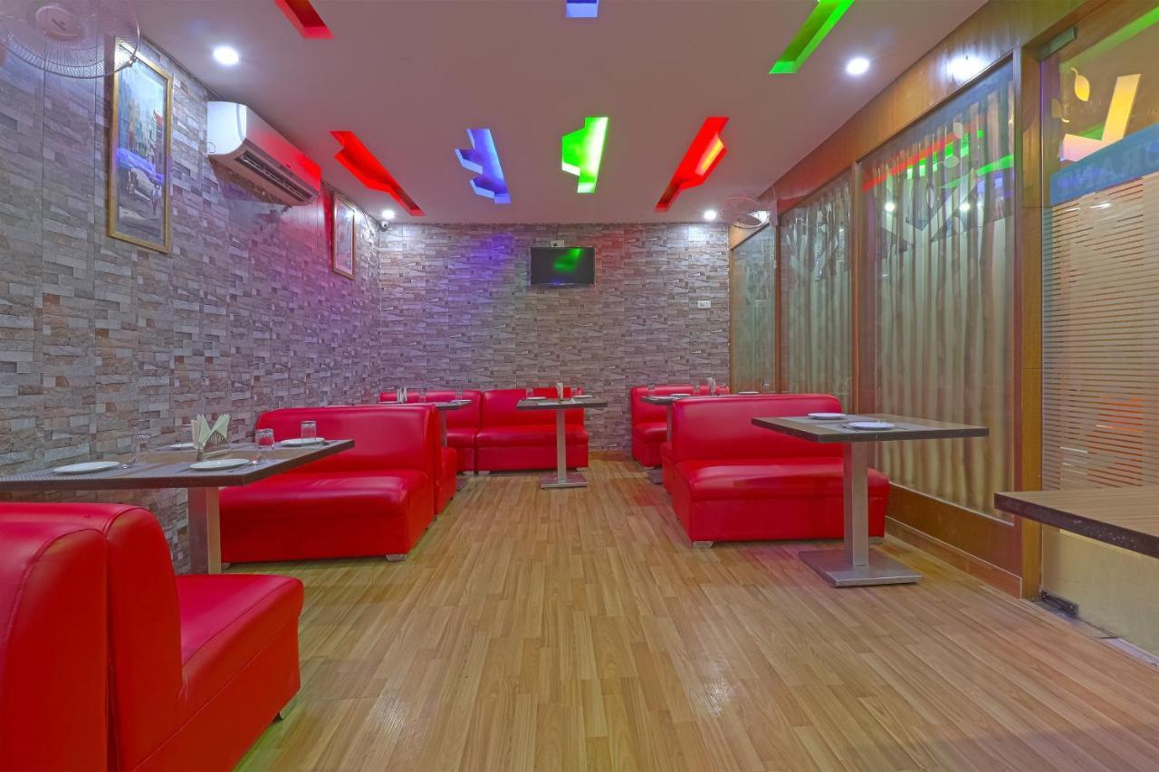 Oyo 834 Shree Balaji Hotel Faridabad Luaran gambar